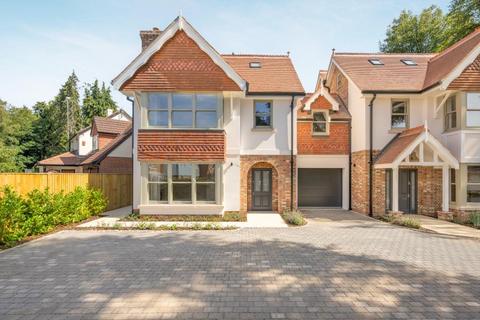 undefined, Beech Hill Road, Ascot SL5 0BN