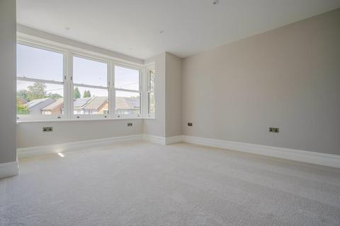 undefined, Beech Hill Road, Ascot SL5 0BN