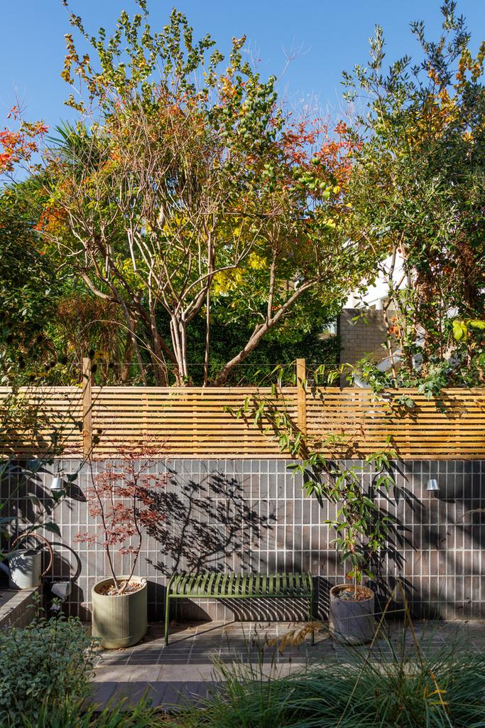 315366 - Morden Rd London-JSouteyrat-15230.jpg