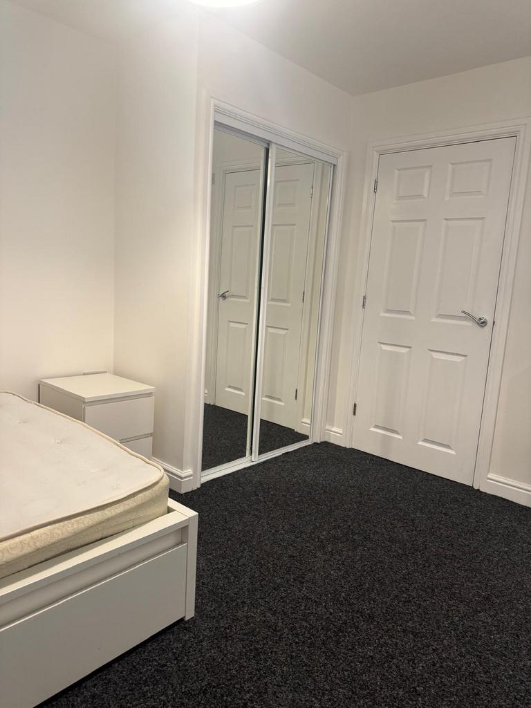 O3je5 GOt0usj Ym HAJ31 K.jpeg