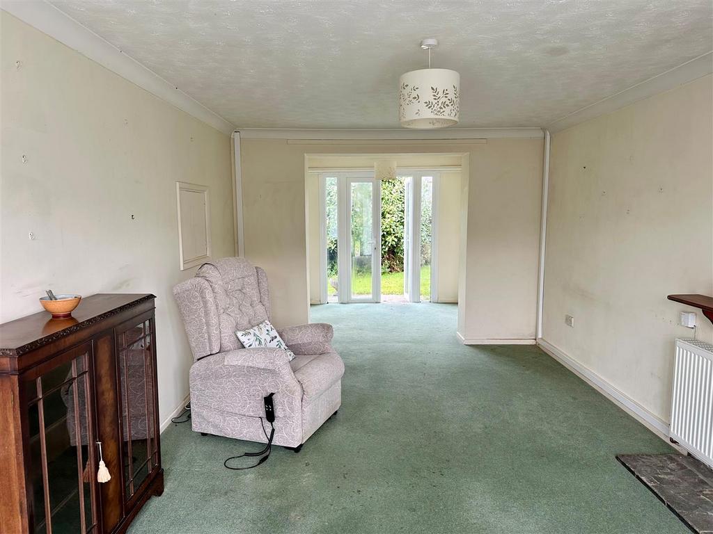 Living Room.jpg