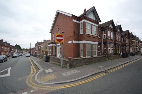 undefined, Belmont Road, Luton, Bedfordshire, LU1