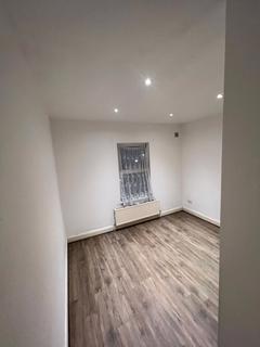 undefined, Belmont Road, Luton, Bedfordshire, LU1