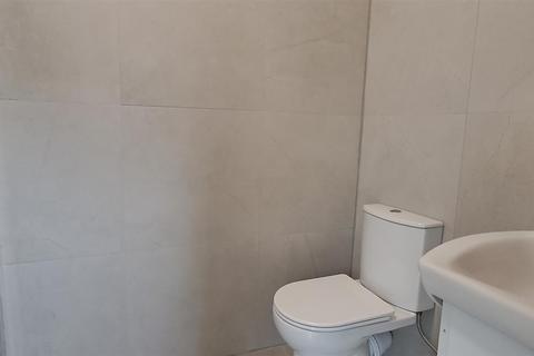 undefined, Bushey Grove Road, Flat 7, Bushey WD23