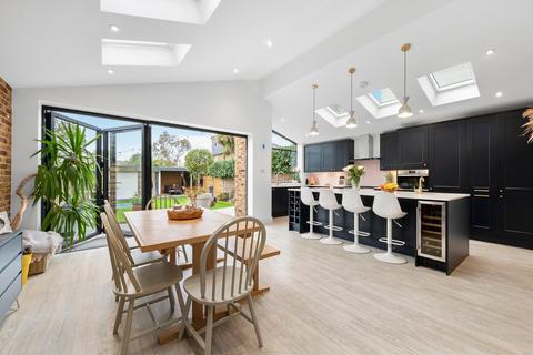undefined, Mayo Road, Walton-on-Thames, KT12