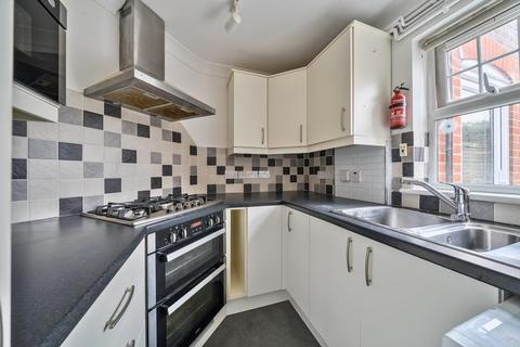 2 bedroom flat for sale, Newbury,  Berkshire,  RG14