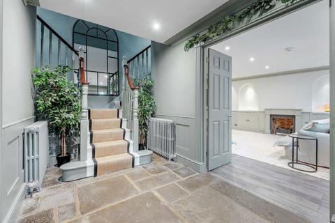 undefined, Fenwick Place, London SW9