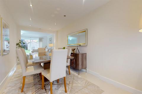 4 bedroom detached house for sale, Wrens Park, Middleton, Milton Keynes