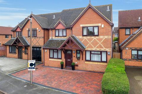 4 bedroom detached house for sale, Wrens Park, Middleton, Milton Keynes