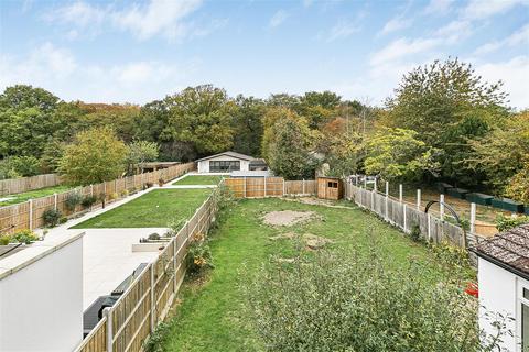 3 bedroom house for sale, High View Road, South Woodford