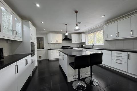 4 bedroom detached house for sale, Nursery Close, Plymouth PL5