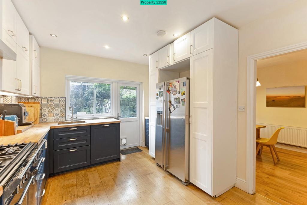 Open Plan Kitchen & Dining