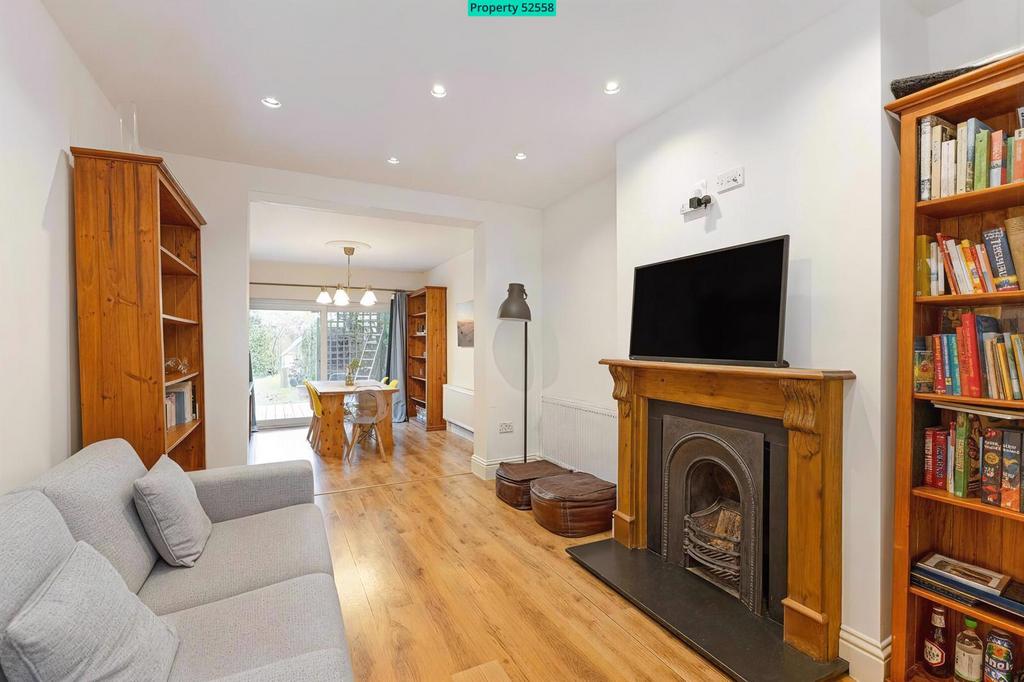 Open Through Lounge