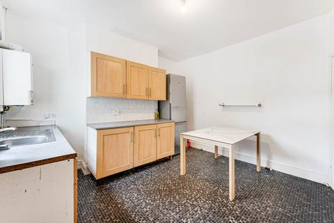 2 bedroom end of terrace house for sale, Clifton Road, Prestwich