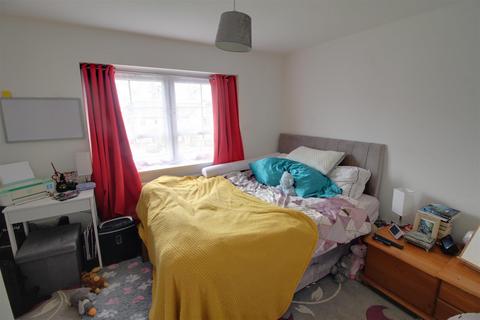2 bedroom semi-detached house for sale, Eagle Crescent, Newent
