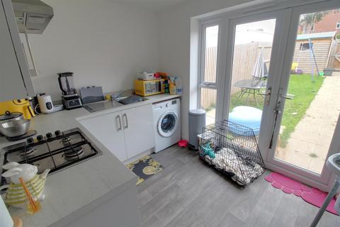 2 bedroom semi-detached house for sale, Eagle Crescent, Newent