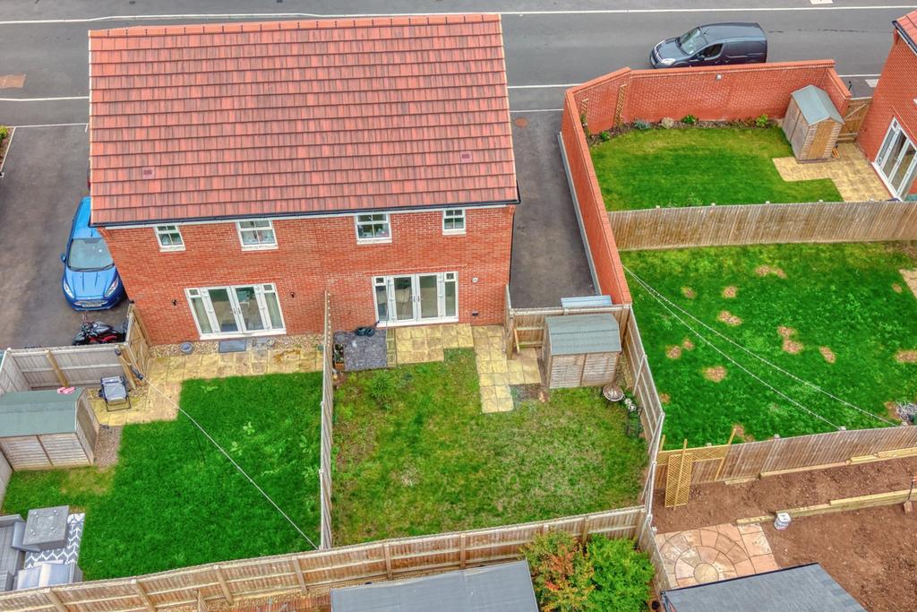 Ewemove Taunton Boles Road (15)