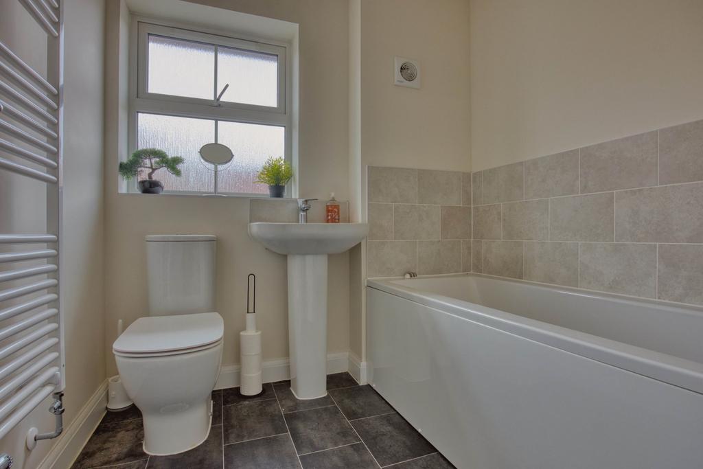 Ewemove Taunton Boles Road (7)