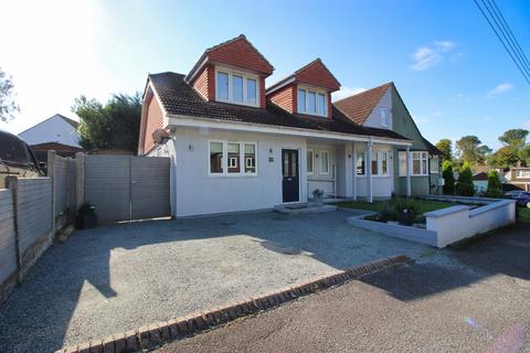 3 bedroom semi-detached house for sale, Hever Avenue, West Kingsdown TN15