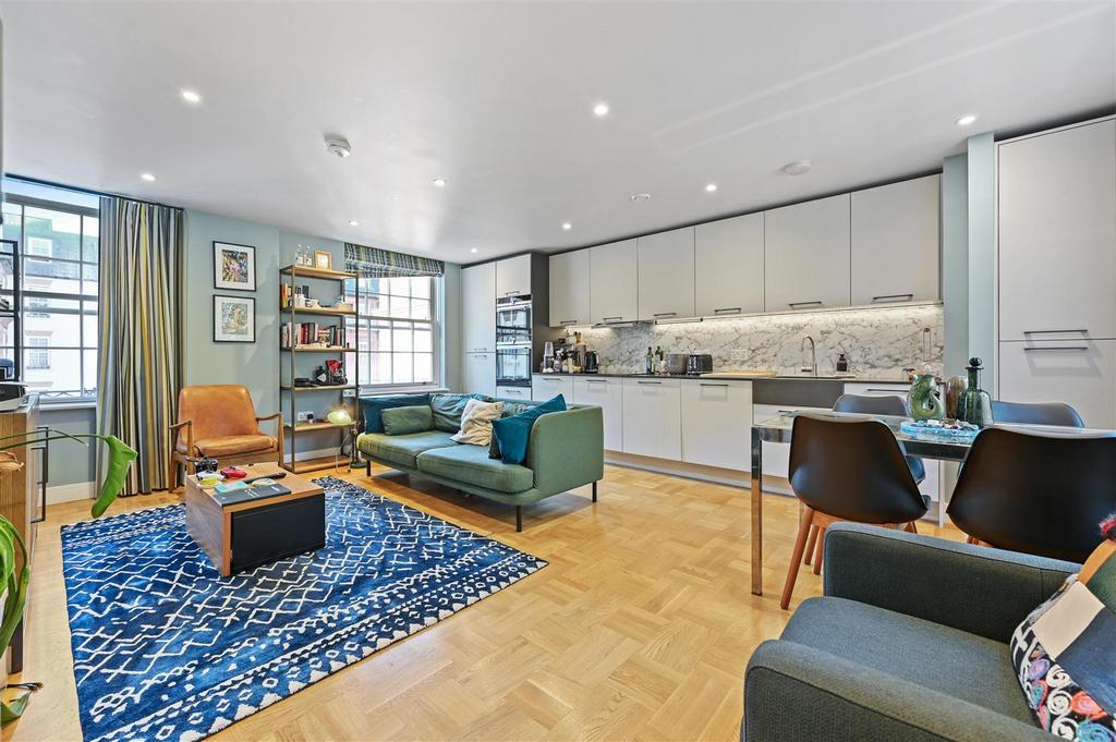 Garland Court
