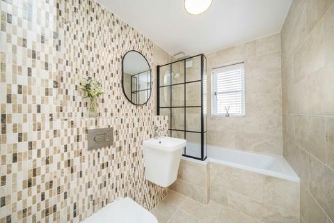 undefined, Winery Lane, Kingston Upon Thames KT1