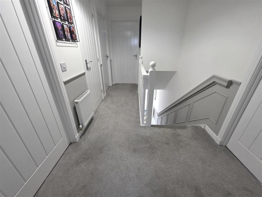 Upper landing