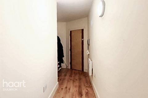 1 bedroom apartment for sale, Southampton Way, LONDON