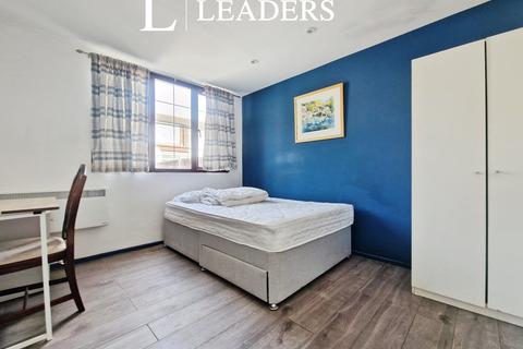 undefined, The Willows, Basildon, SS13