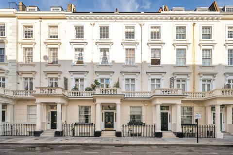 2 bedroom flat to rent, Gloucester Street, Pimlico, London, SW1V
