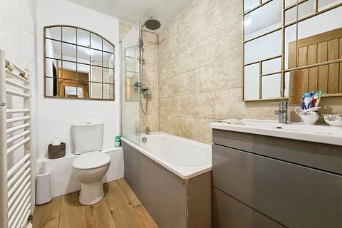 38 Wordsworth Road, Welling, DA16 3NU