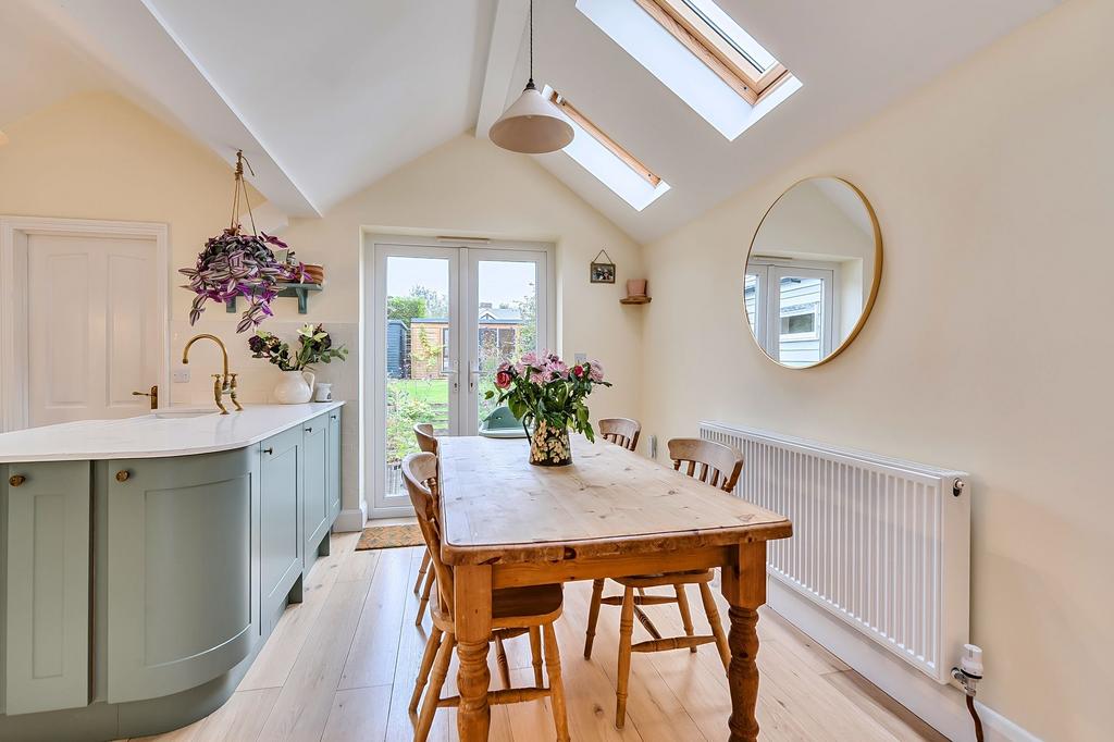 Kitchen/Breakfast Room (2)