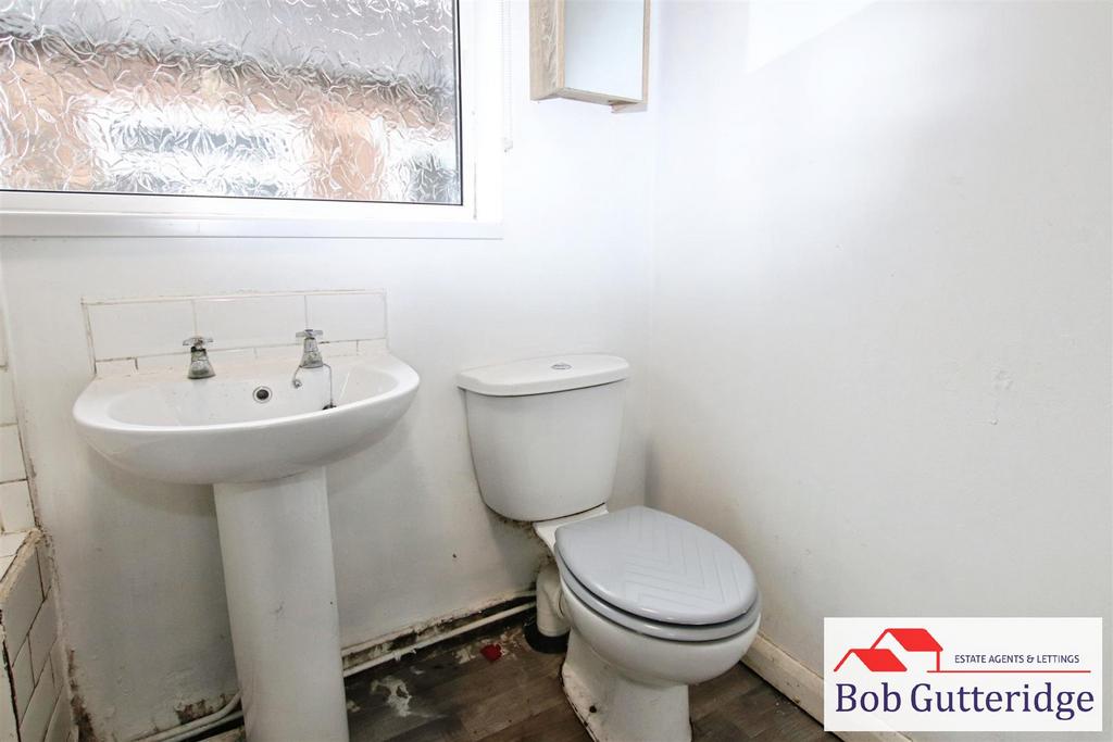 Ground floor bathroom