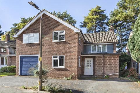 4 bedroom detached house for sale, Farmadine, Saffron Walden CB11