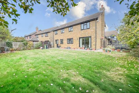 5 bedroom detached house for sale, Spencers, Hawkwell