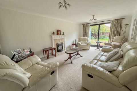 5 bedroom detached house for sale, Spencers, Hawkwell