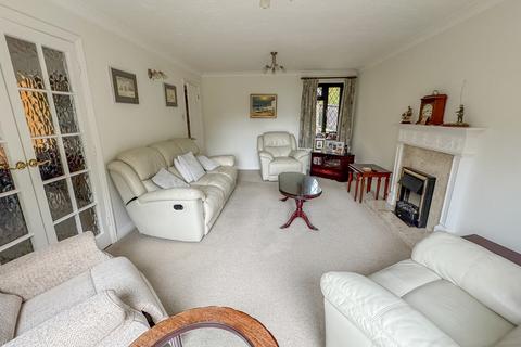 5 bedroom detached house for sale, Spencers, Hawkwell