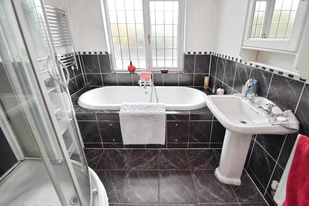 75bd4e88-Bathroom