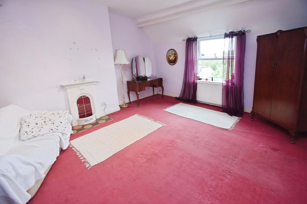 C1b94b43-Bedroom 204