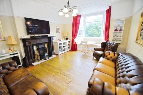 6 bedroom semi-detached house for sale, Bingley Road, Bradford BD18
