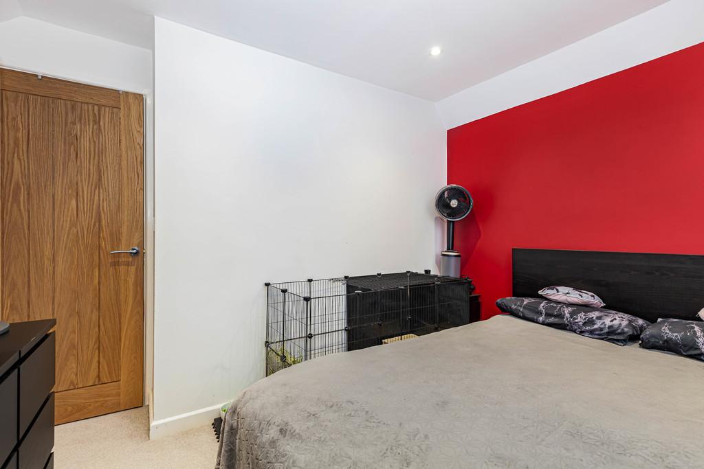 Bedroom 1 - Angle 2