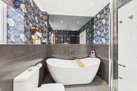 undefined, 17 Moss Bank Place, Warton, Carnforth LA5 9RG