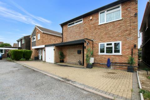 undefined, Colnbrook