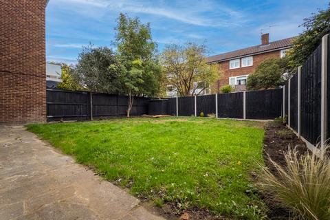 undefined, Cumberland Close, Twickenham
