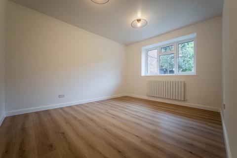 undefined, Cumberland Close, Twickenham