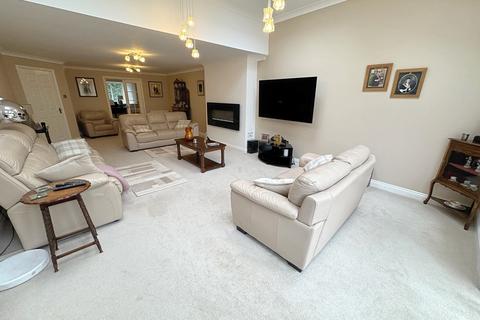 5 bedroom detached house for sale, Frost Road, Ledbury