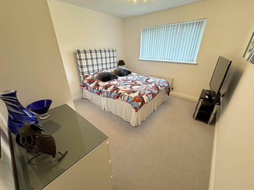 Bedroom 3 alt angle