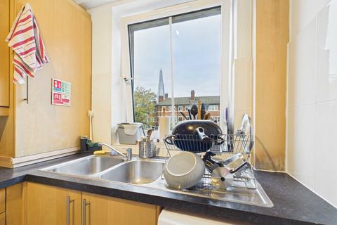 4 bedroom apartment for sale, St Johns Estate, Tower Bridge