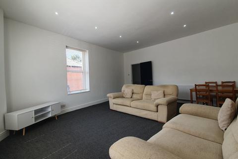 2 bedroom flat to rent, Crwys Road, Cathays, Cardiff, CF24