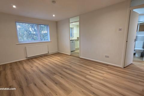 undefined, Shurland Avenue, East Barnet EN4 8DG
