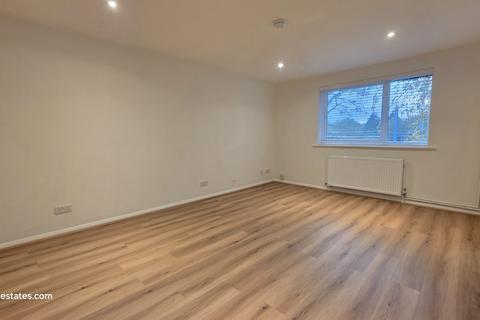 undefined, Shurland Avenue, East Barnet EN4 8DG